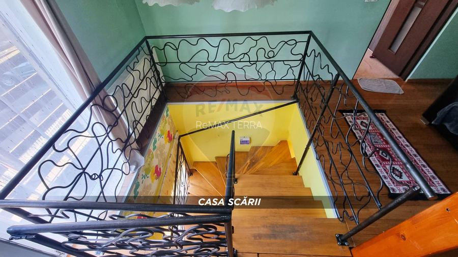 Casă / Vilă cu 5 camere de vânzare în zona Orasul Vechi - 7