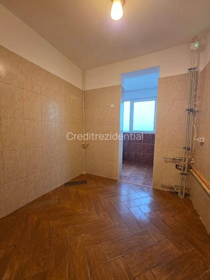 PIATA TRAPEZULUI- 3 CAMERE- COMISION 0% - 13