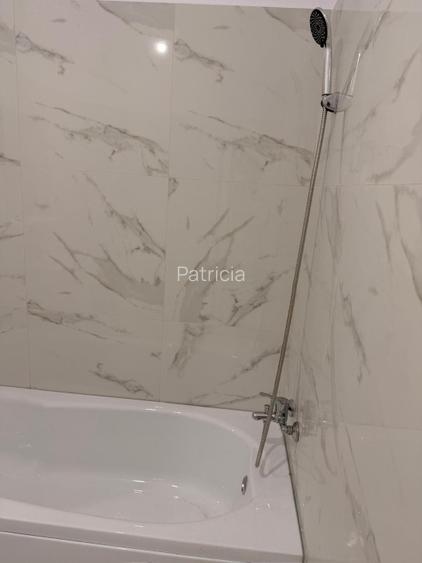 Studio 40 mp total, decomandat, bucătărie separată + loc de parcare inclus  - 9