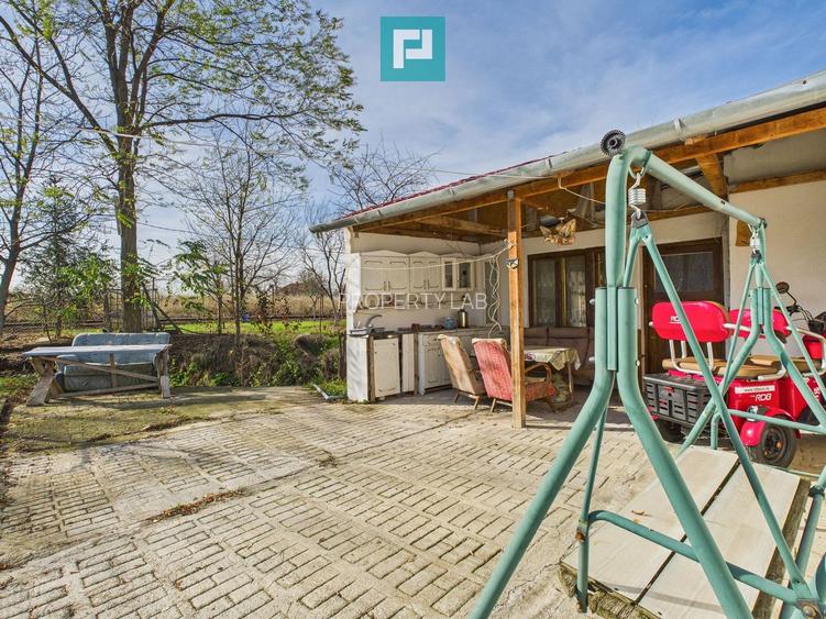 Casuță cu priveliște panoramică spre Cetatea Șiria - 5