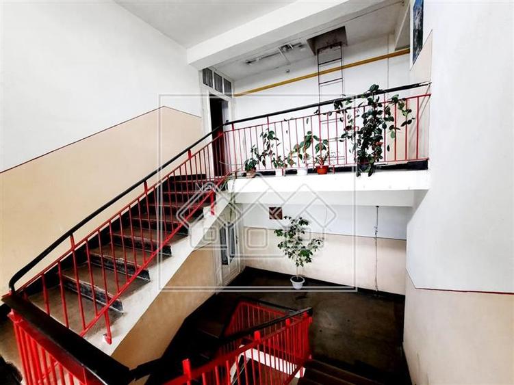 Garsoniera de vanzare in Sibiu - decomandata, balcon - zona Turnisor - 9
