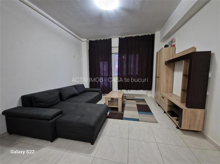 2 cam Militari Residence, str. Rezervelor- Roz Cafe - 6