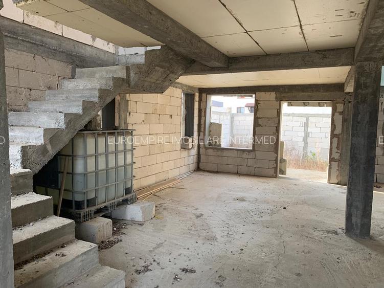 Vila Localitatea  Ovidiu zona Academia Hagi - 7