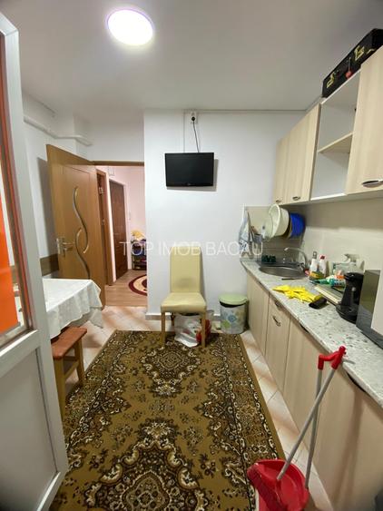 2 DECOMANDATE ETAJ 1, renovat, mobilat si utilat, Kaufland Milcov - 4