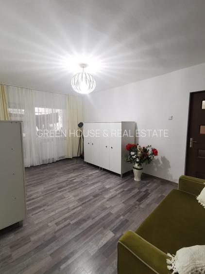 Apartament 3 camere , etaj 1, zona Calea Zarandului - 4