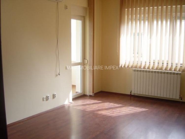 Casă cu 5 camere în Dorobanți - 2