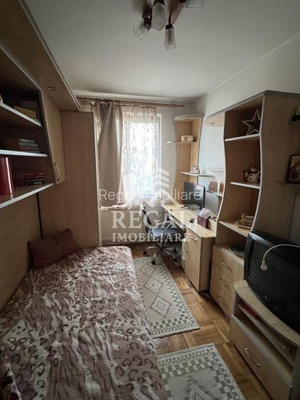 Apartament 3 camere de vânzare – Micro 4 | Decomandat | 57 mp - 9