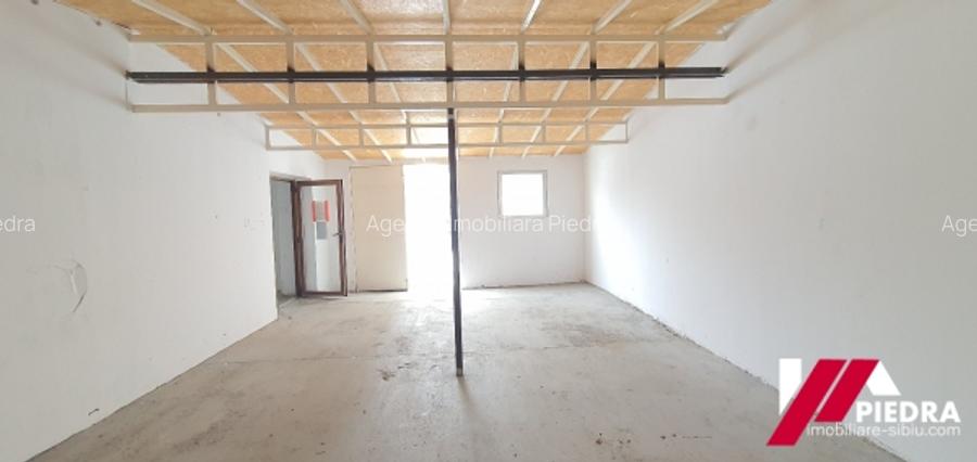 Închiriez hala pentru producție sau depozitare , suprafață 150 mp - 5