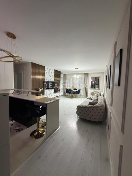 4 camere Titan dec.,centrală, inst. schimb., et. 1, an 2010, 91 mp - 2