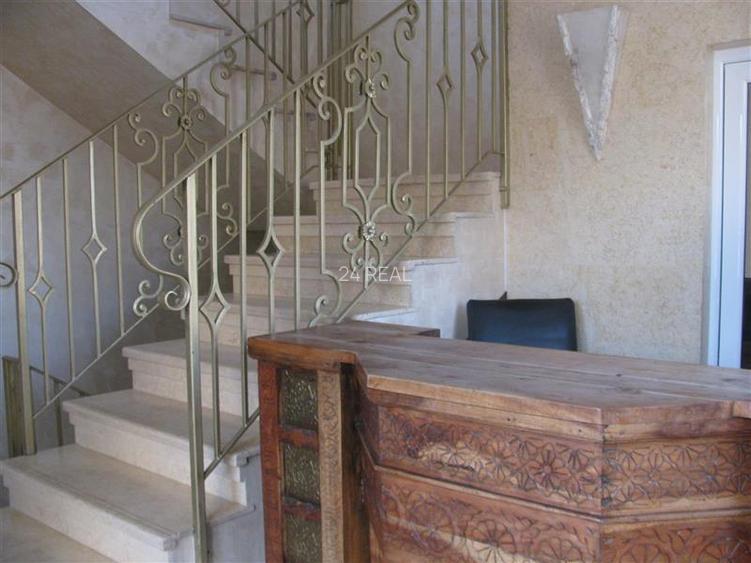 Inchiriere spatiu demisol - 4