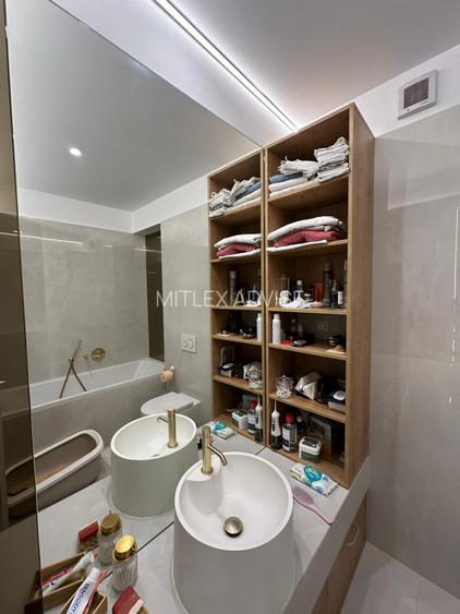 Închiriere  apartament cu 3 camere in Cortina North , faza I - 15