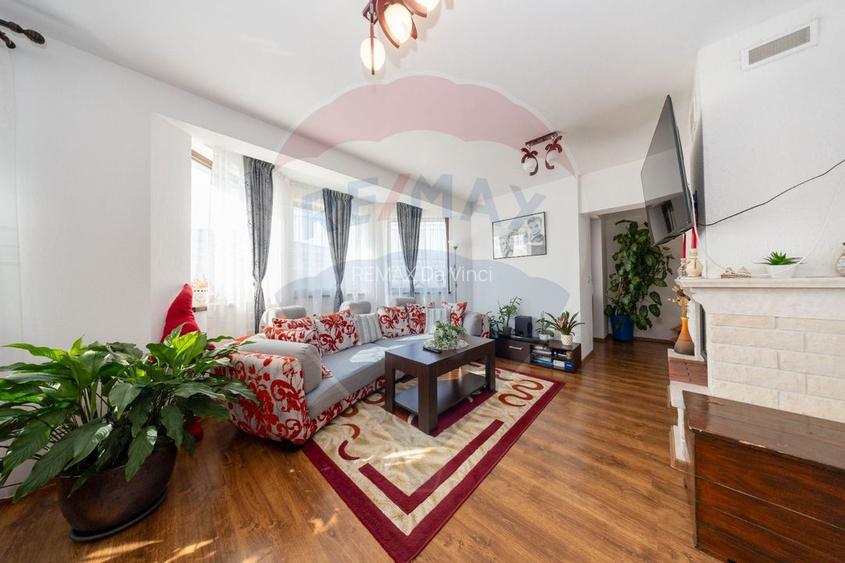 Casă de vânzare P+M - 13