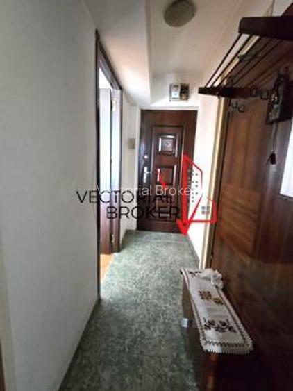 Garsonieră decomandată, et.2/10, bloc 1978 intersectia Avion Colentina - 3