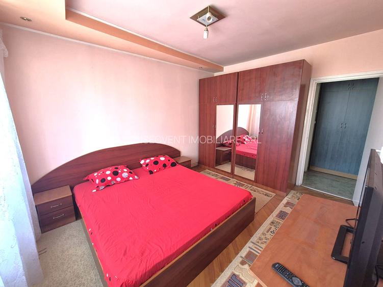 Apartament 4 camere, ultracentral Arad, comision 0 - 13