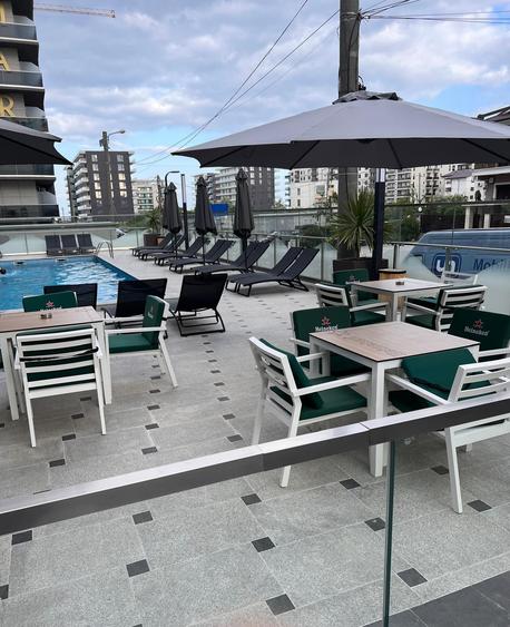 Studio Elegant la cheie Randament Excelent | Navodari Nord10 by Alezzi
