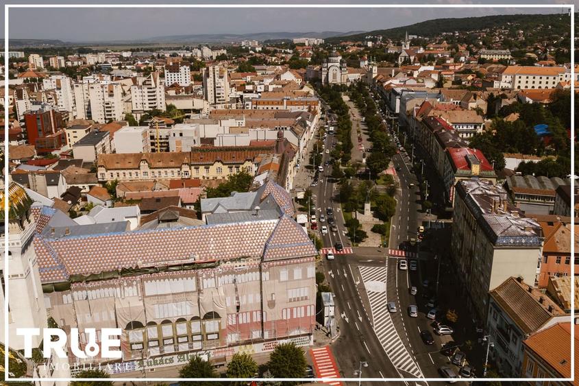 Apartament ultracentral 38m² + terasă 60m², Târgu Mureș!