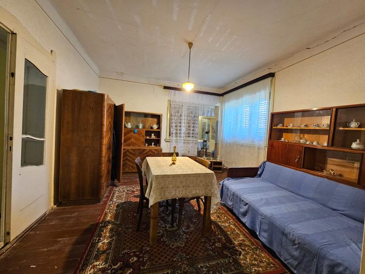 Casa Saulesti