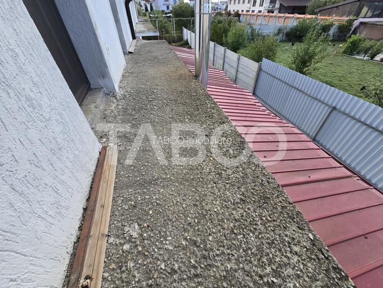 Casa de vanzare cu 6 camere 2 parcari curte libera 200 mp in Selimbar - 23