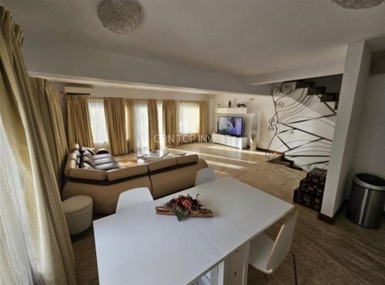 Casa de lux cu 4 camere garaj in zona Tilisca - 2