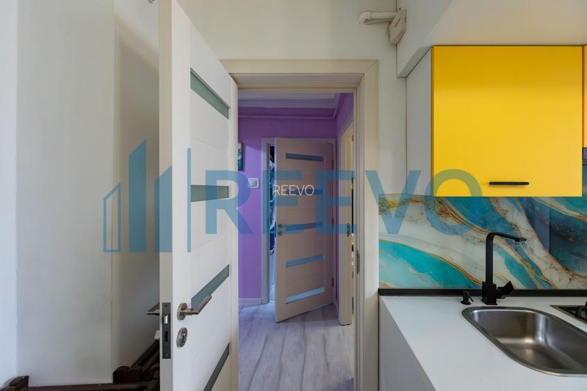 Apartament 2 camere, decomandat, et. 2, Mioriței - 12