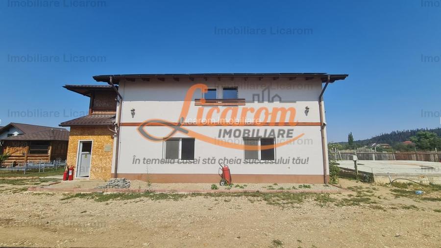 Proprietate in Cristian cu trei constructii+o fundatie,450000euro - 10