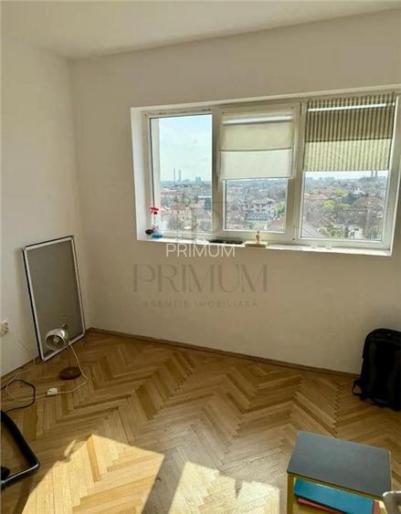 COMPLEXUL STUDENTESC - BLOC IZOLAT - LIFT - 3 CAMERE - CLIMA - BOXA CF - 5