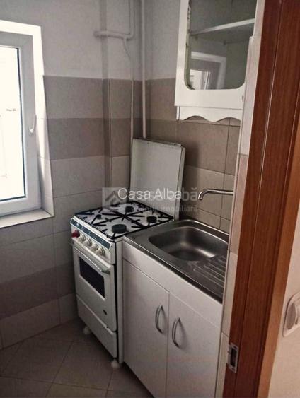 Centru - bd. Stefan, 1 camera mobilat si utilat - 3