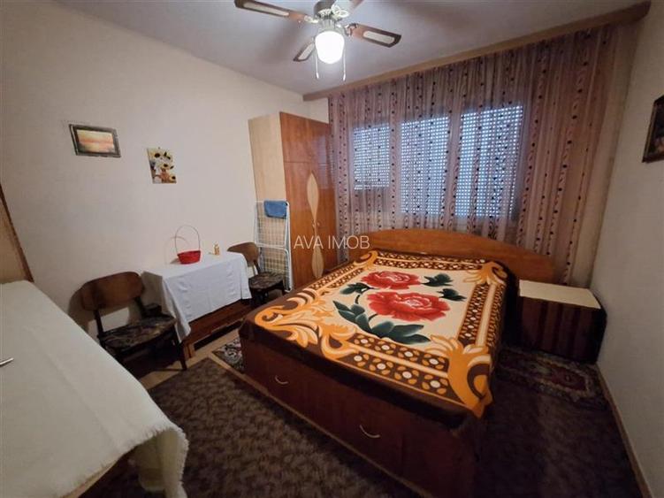 Apartament 2 camere semidecomandat , zona Garii - 3