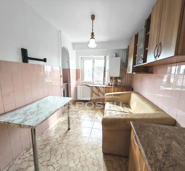 Apartament 2 camere, centrala proprie, etaj intermediar, zona Bucovina - 4