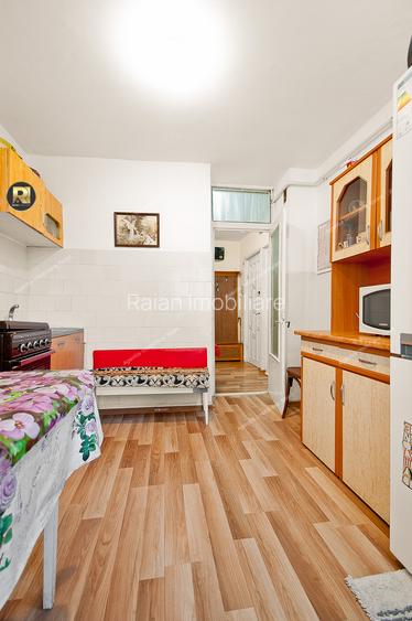 3 decomandate, in Galati, I.C Frimu, langa IFR, etaj 3, sup.68 mp - 8