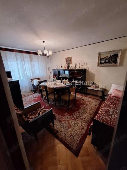 Apartament de vanzare, 3 camere, Str. Lupeni - 2