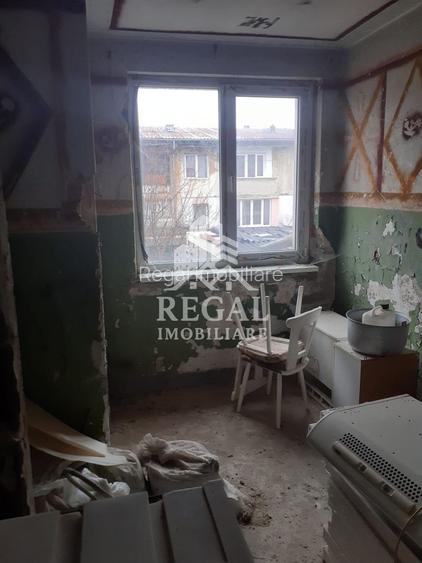 Apartament 2 camere de vânzare – Ghelari | Etaj 1/4 | 45 mp - 4
