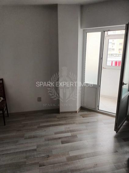 //2 CAMERE// BULEVARDUL REPUBLICII// - 4