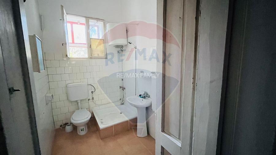 Casă / Vilă cu 3 camere de vânzare în zona Eminescu - 12