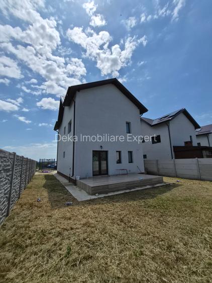 Vila P+1E+M, 6 camere, teren 300 mp! - 24
