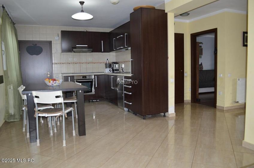 Glambocu - Bascov, Casa constructie 2008, teren 1066 mp! - 6