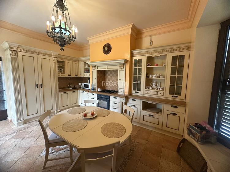 VILA CU IZ PROVENSAL  CU TEREN GENEROS SI PISCINA EXTERIOARA INCALZITA - 13