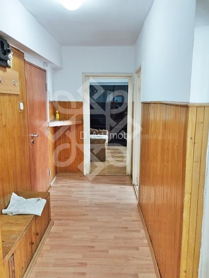 Apartament cu 2 camere, decomandat in zona Decebal Oradea - 8
