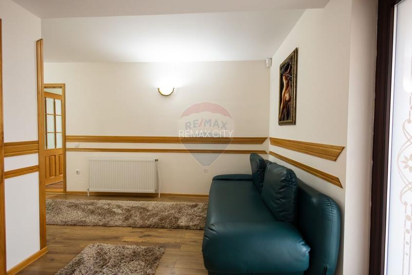 Casa spatioasa de vanzare - 42