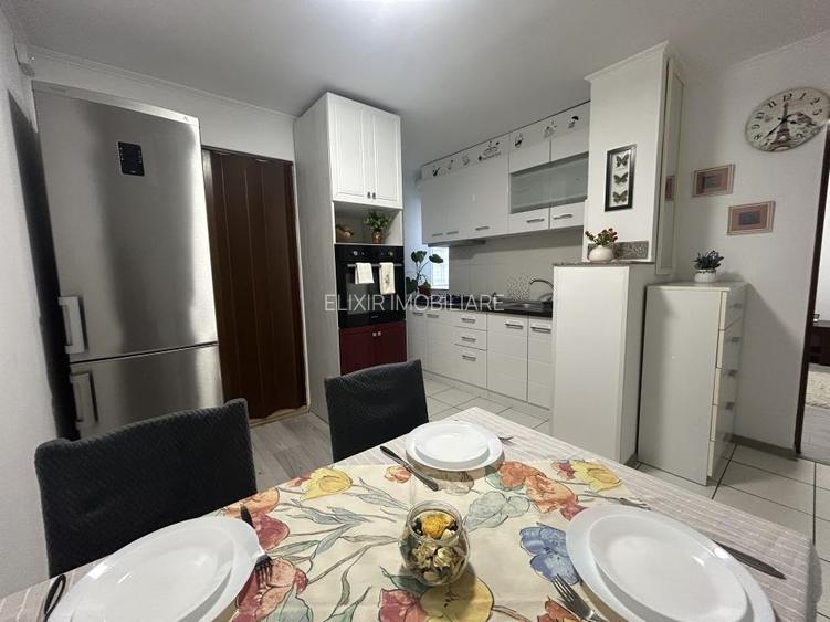 Apartament 2 camere, Parcare, 15 minute de metrou 1 Decembrie 1918 - 10