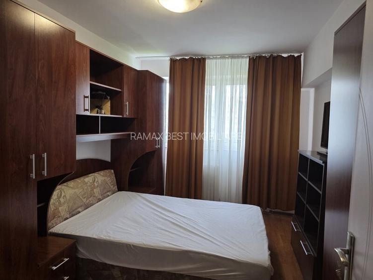 Dristor-bloc dupa cutremur-fix la gura de metrou - 2