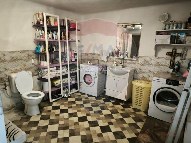 Casă renovată cu teren generos în Satu Mare,Secusigiu - 24