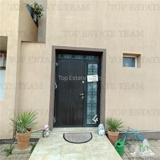 Apartament  de vanzare 4 camere si curte/ Domnesti - 11