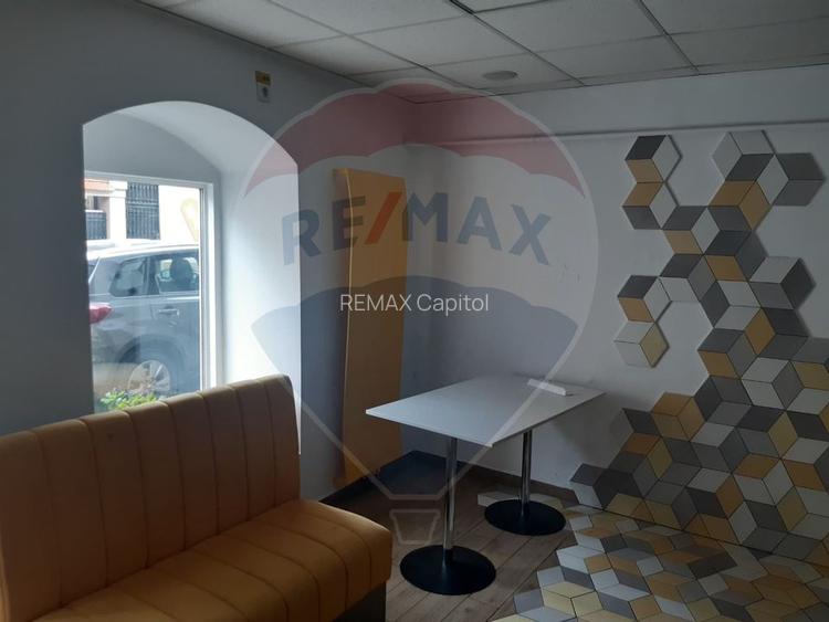 Spațiu comercial+spatiu de locuit, in vila, de vânzare - 6