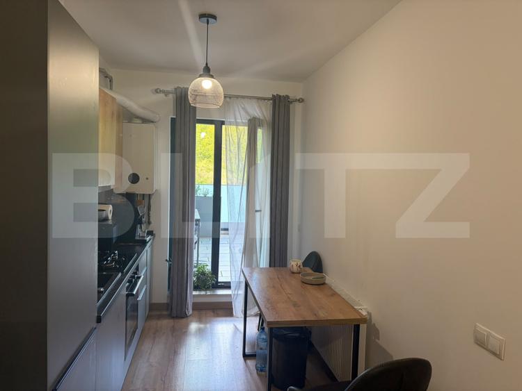 Apartament 3 camere, modern, zona Frunzisului
