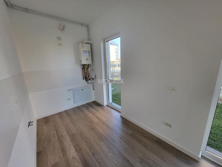 COMISION%. BLOC NOU in ORAS. Gradina proprie. Spatios - 5