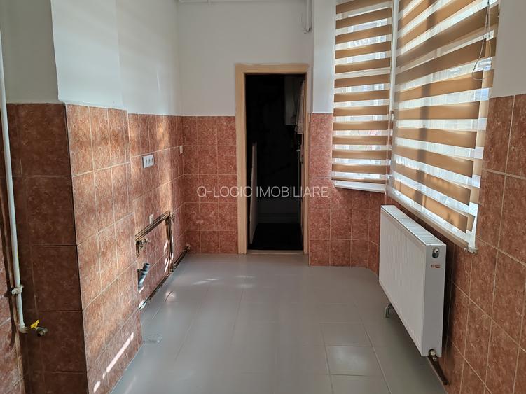 Casa 4 camere libera la vanzare zona Schei - 10