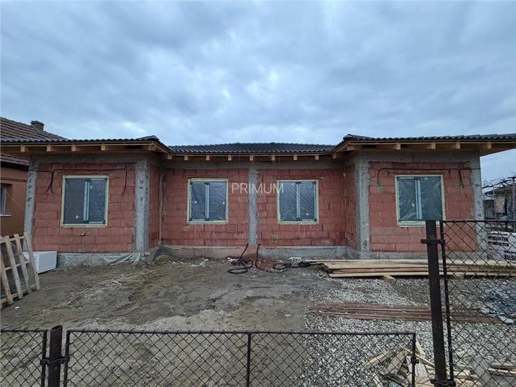 Duplex la asfalt - personalizare interioara - 3 bai. - 2