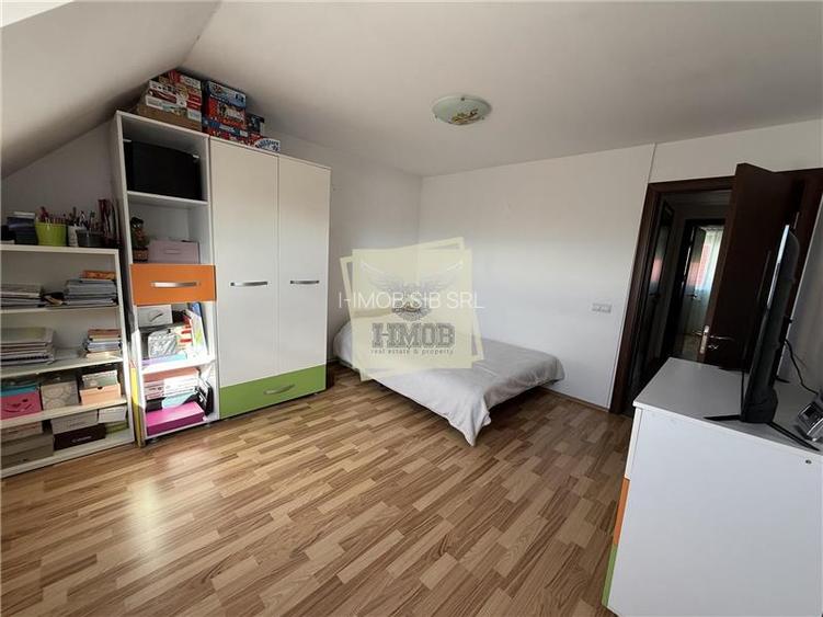 Casa mobilata 4 camere 2 bai si garaj in Turnisor - 9