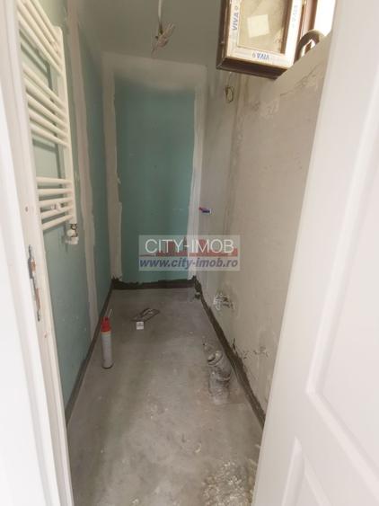 Vanzare Casa Otopeni   D + P + M - 35